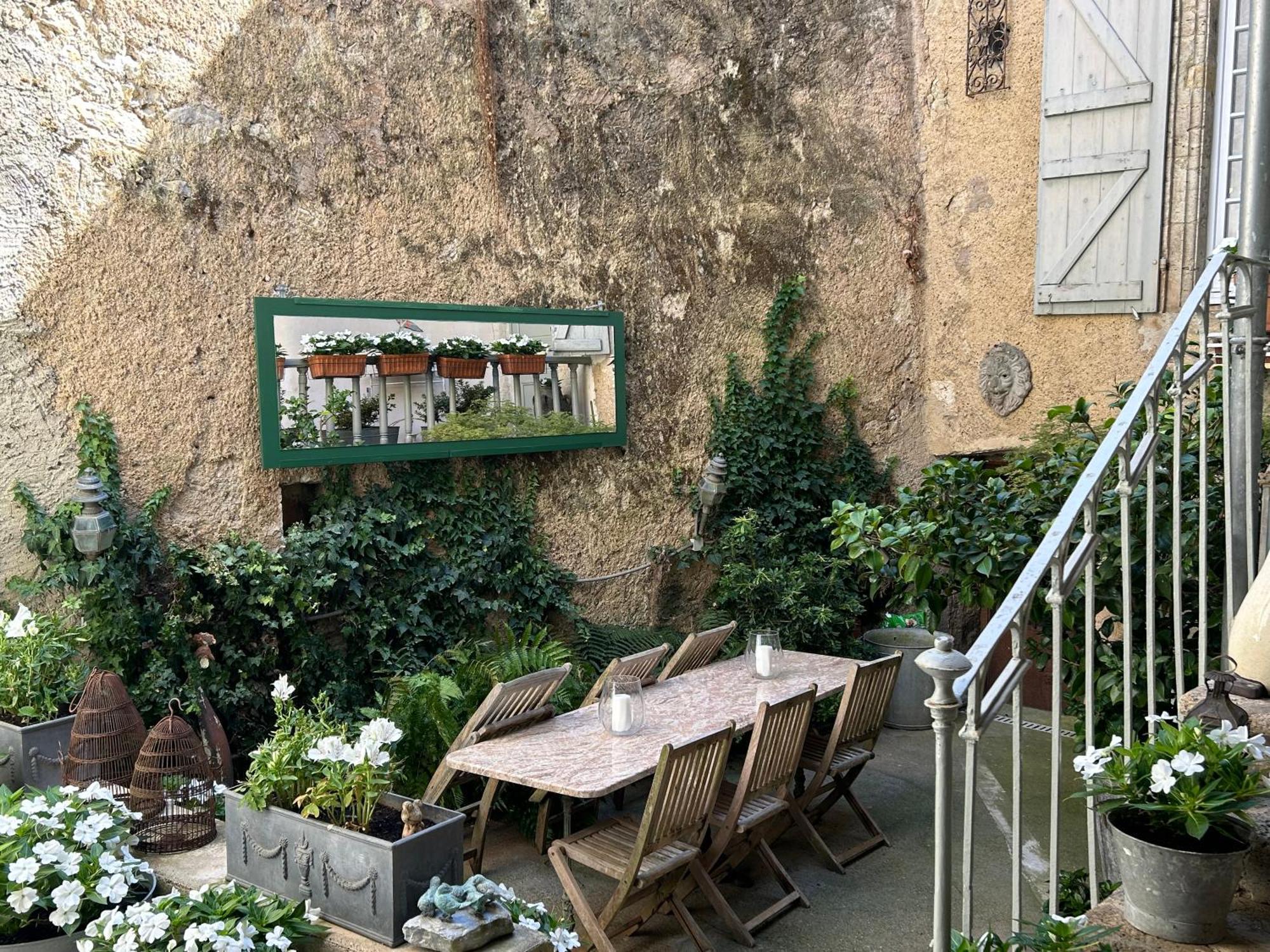 Les Chambres De L'Horloge Lectoure Exterior photo